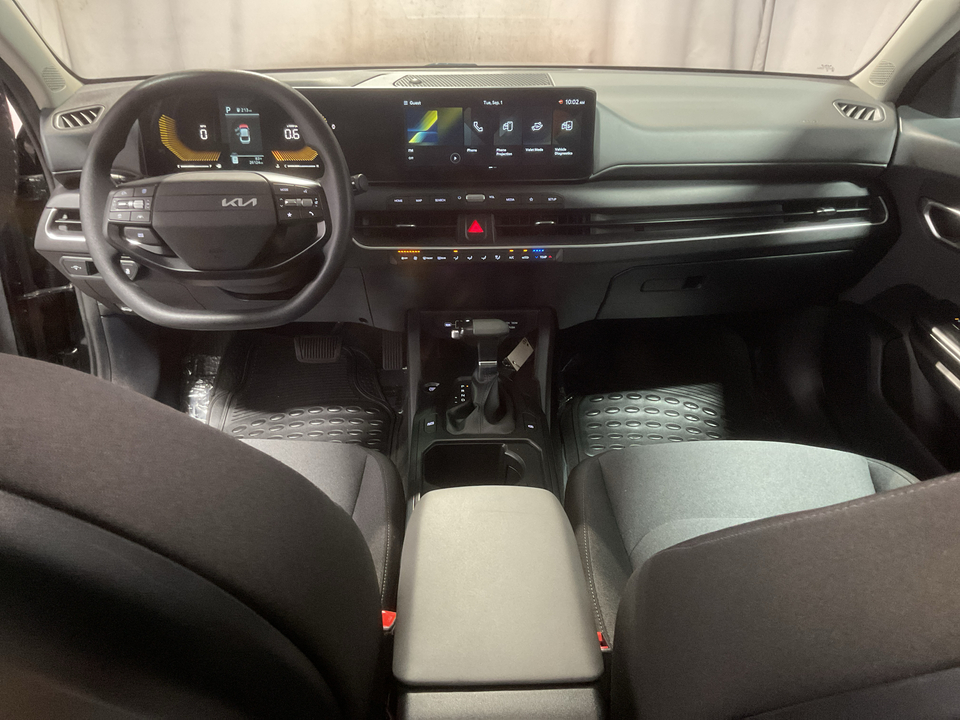 2025 Kia K4 LX
