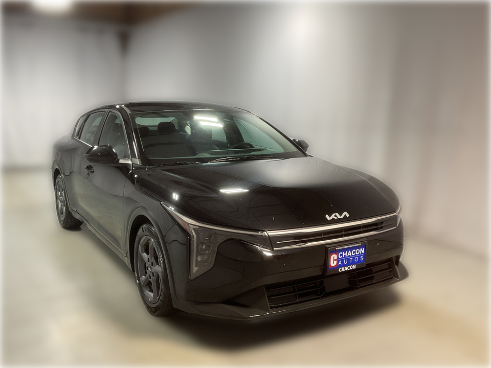 2025 Kia K4 LX
