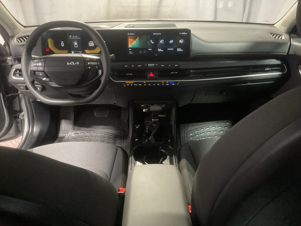 2025 Kia K4 LX
