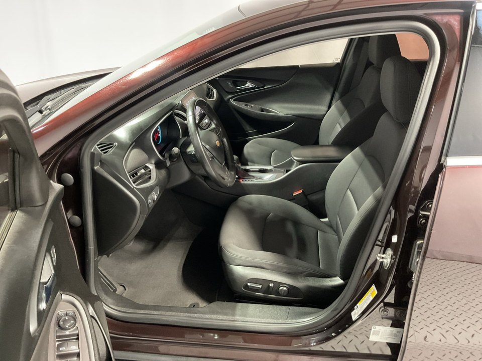 2021 Chevrolet Malibu RS