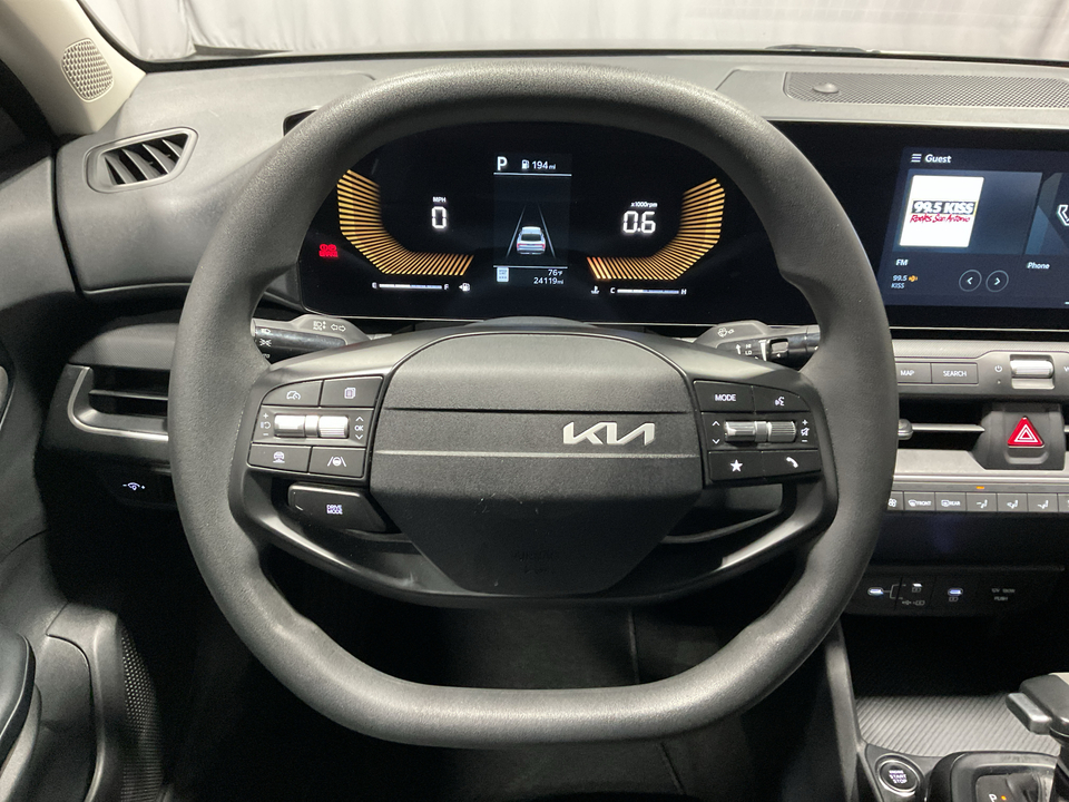 2025 Kia K4 LX