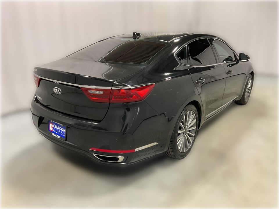 2017 Kia Cadenza Limited