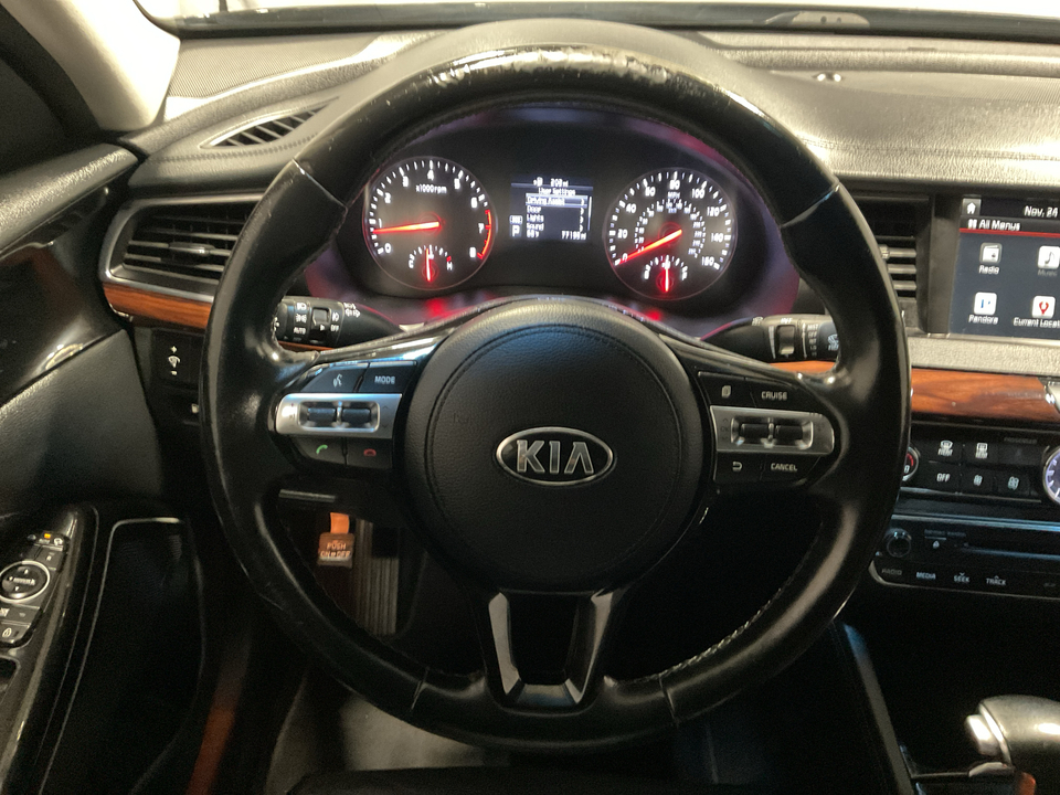 2017 Kia Cadenza Limited