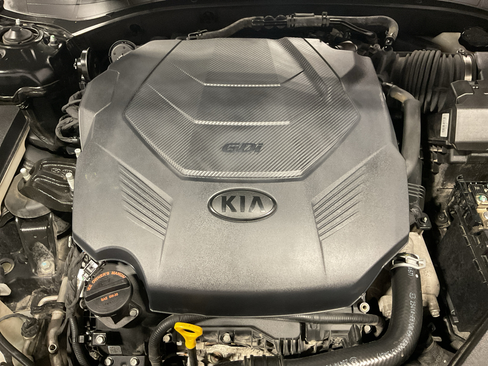 2017 Kia Cadenza Limited