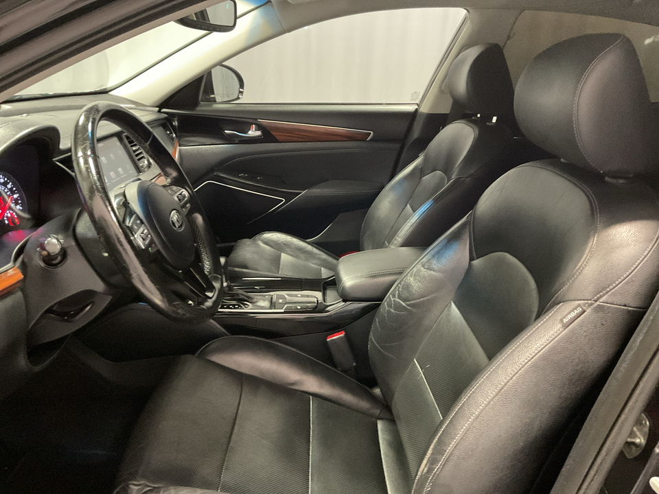 2017 Kia Cadenza Limited