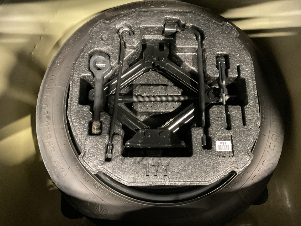 2017 Kia Cadenza Limited