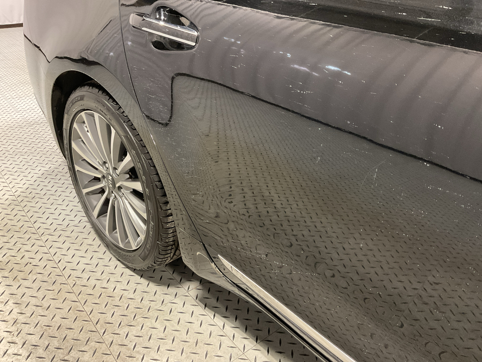 2017 Kia Cadenza Limited