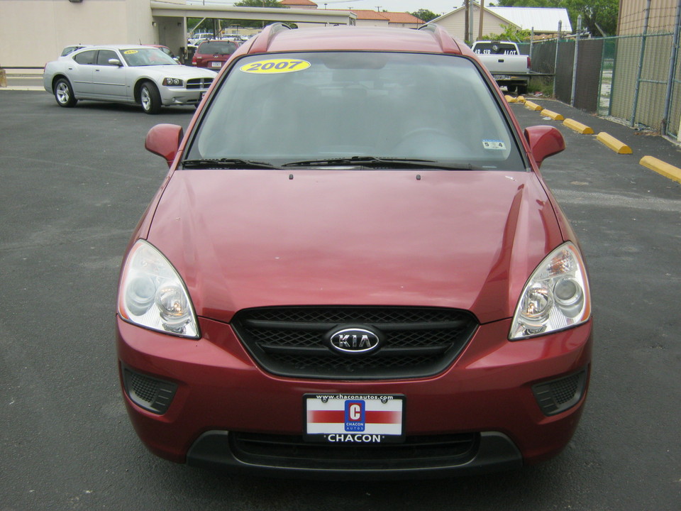 2007 Kia Rondo LX