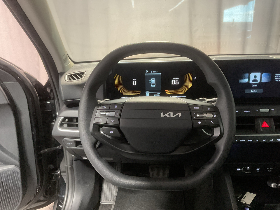 2025 Kia K4 LX