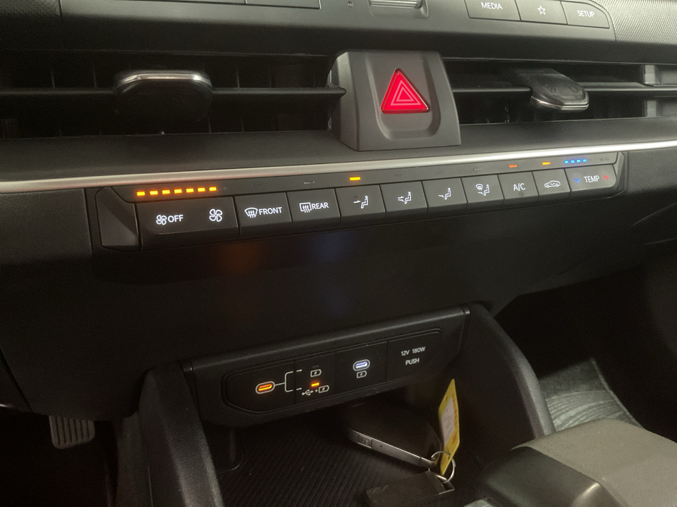 2025 Kia K4 LX