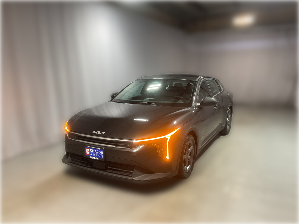 2025 Kia K4 LX