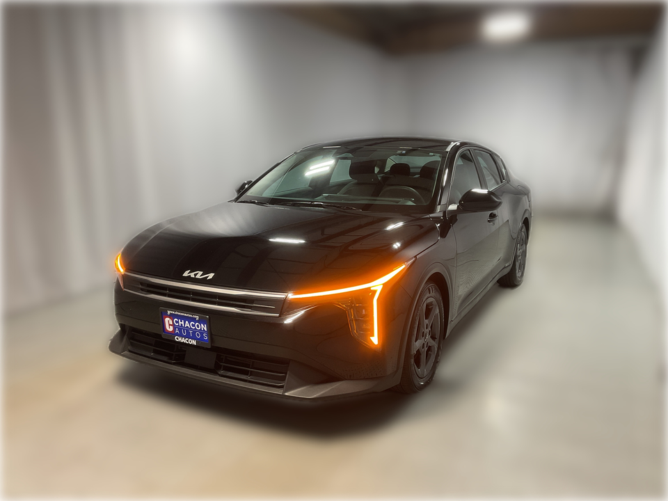 2025 Kia K4 LX