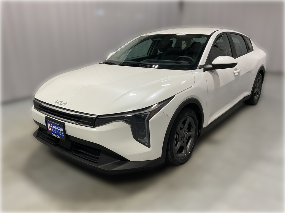 2025 Kia K4 LX