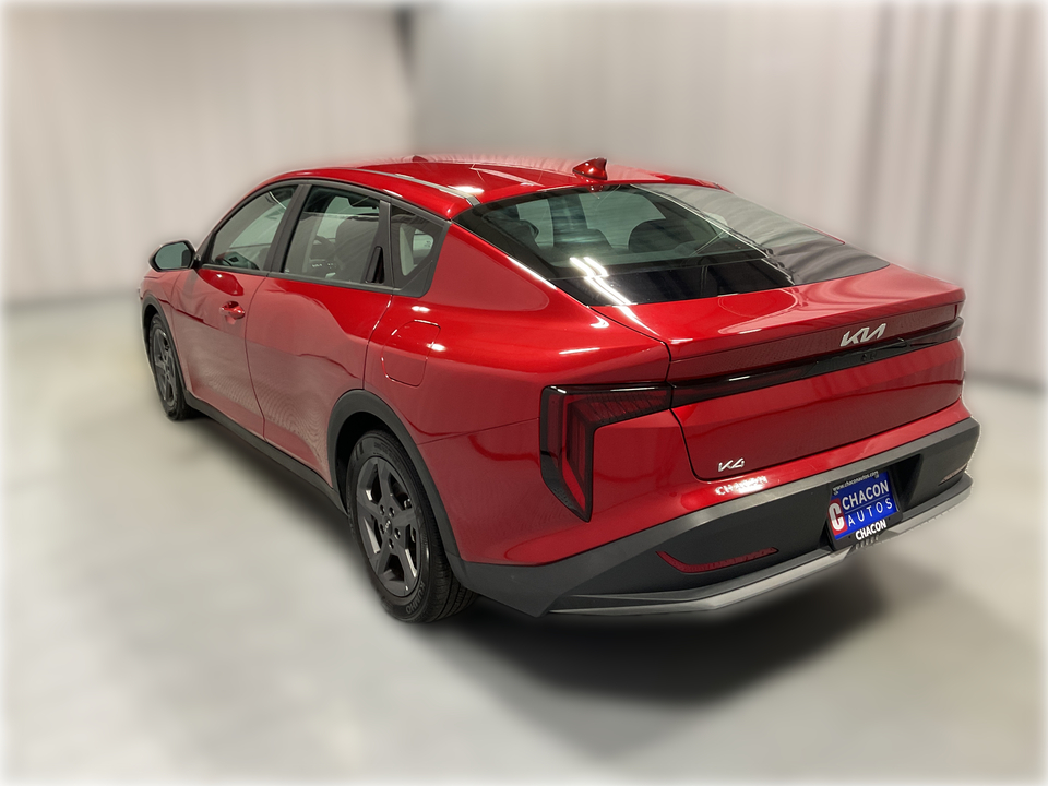 2025 Kia K4 LXS