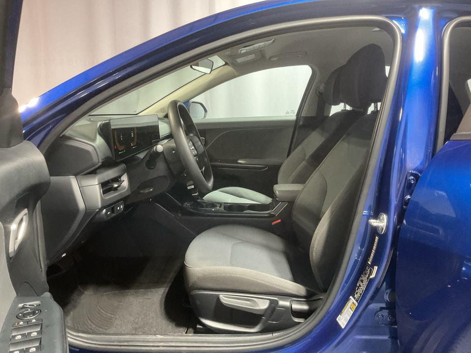 2025 Kia K4 LX