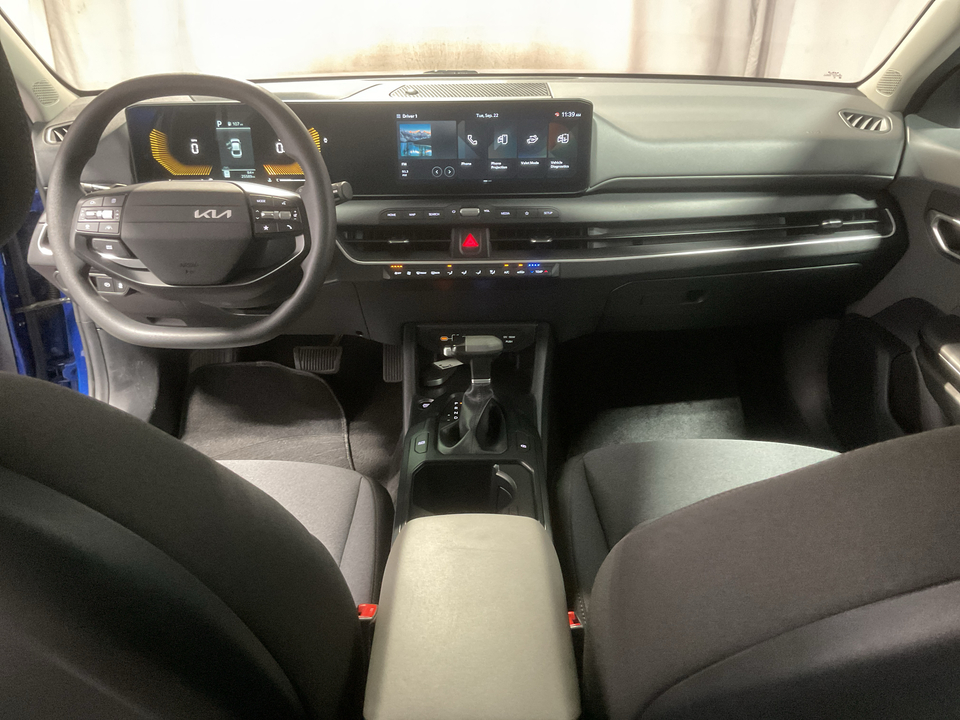 2025 Kia K4 LX