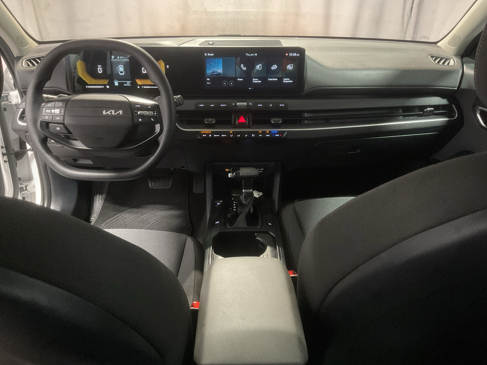 2025 Kia K4 LX