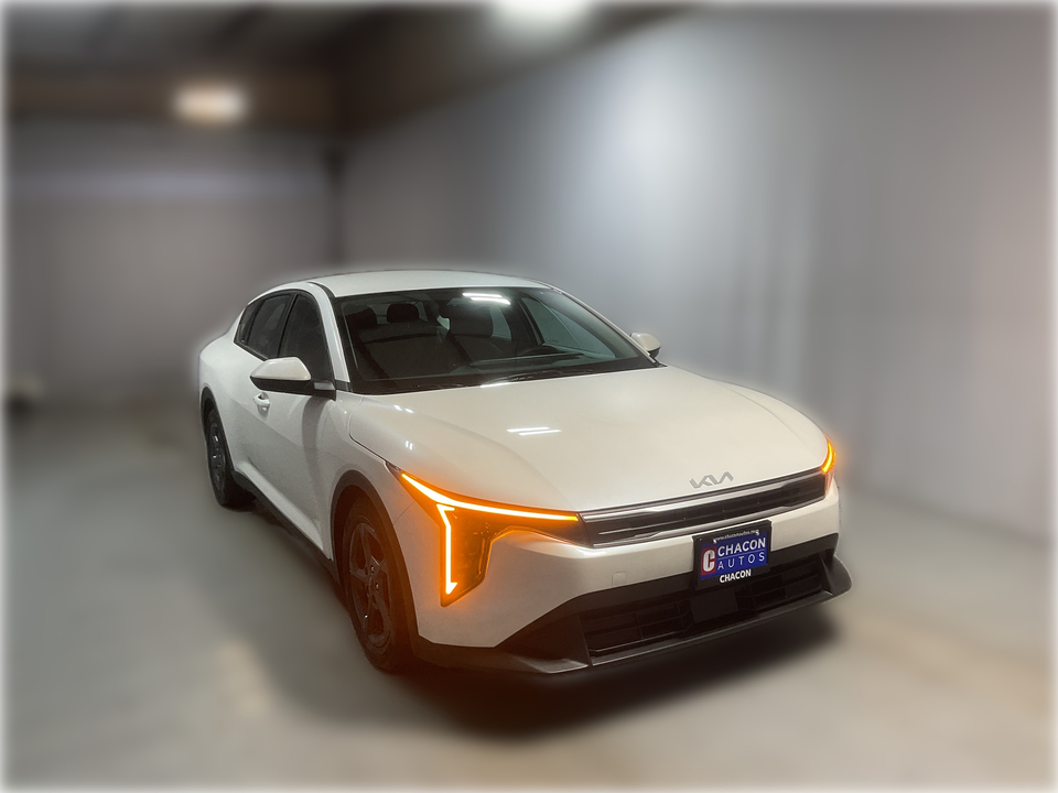 2025 Kia K4 LX