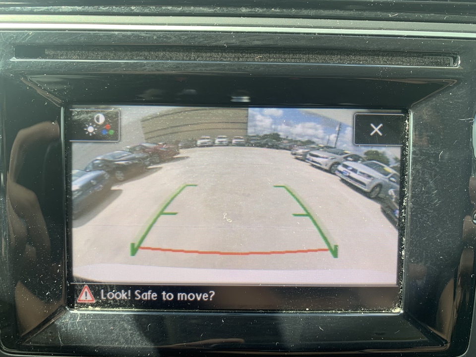 2017 Volkswagen Passat S 6A