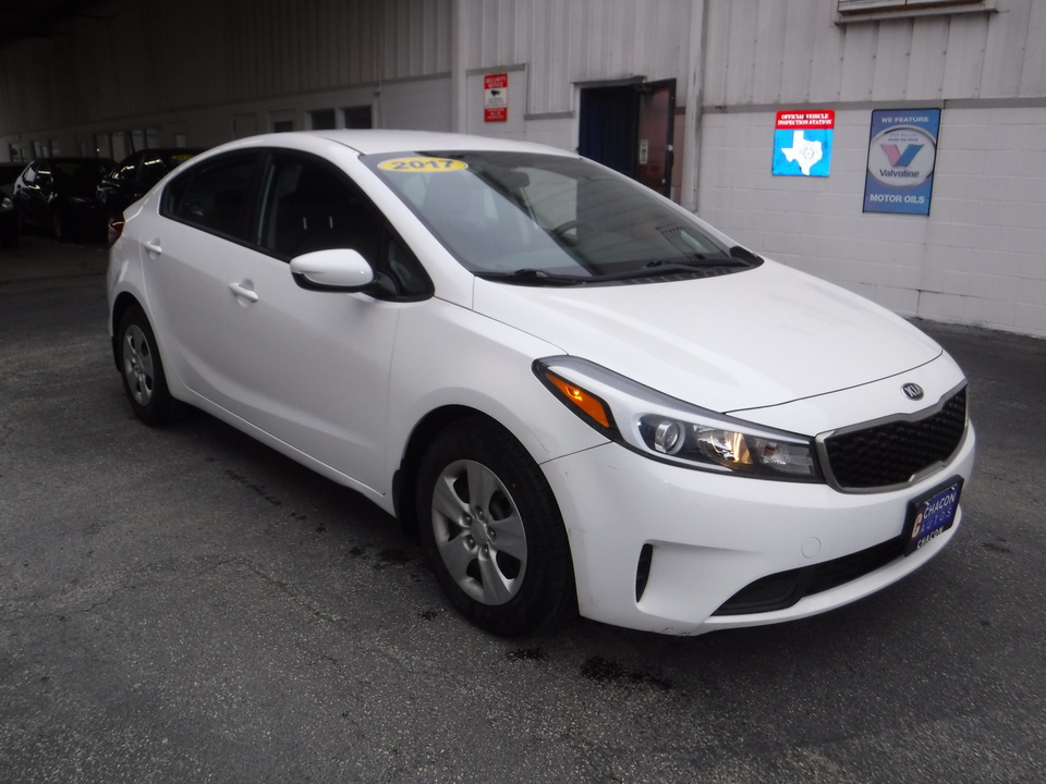 2017 Kia Forte LX 6A