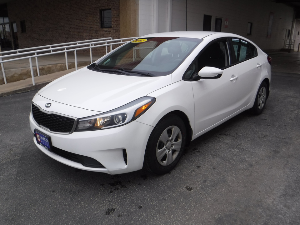 2017 Kia Forte LX 6A