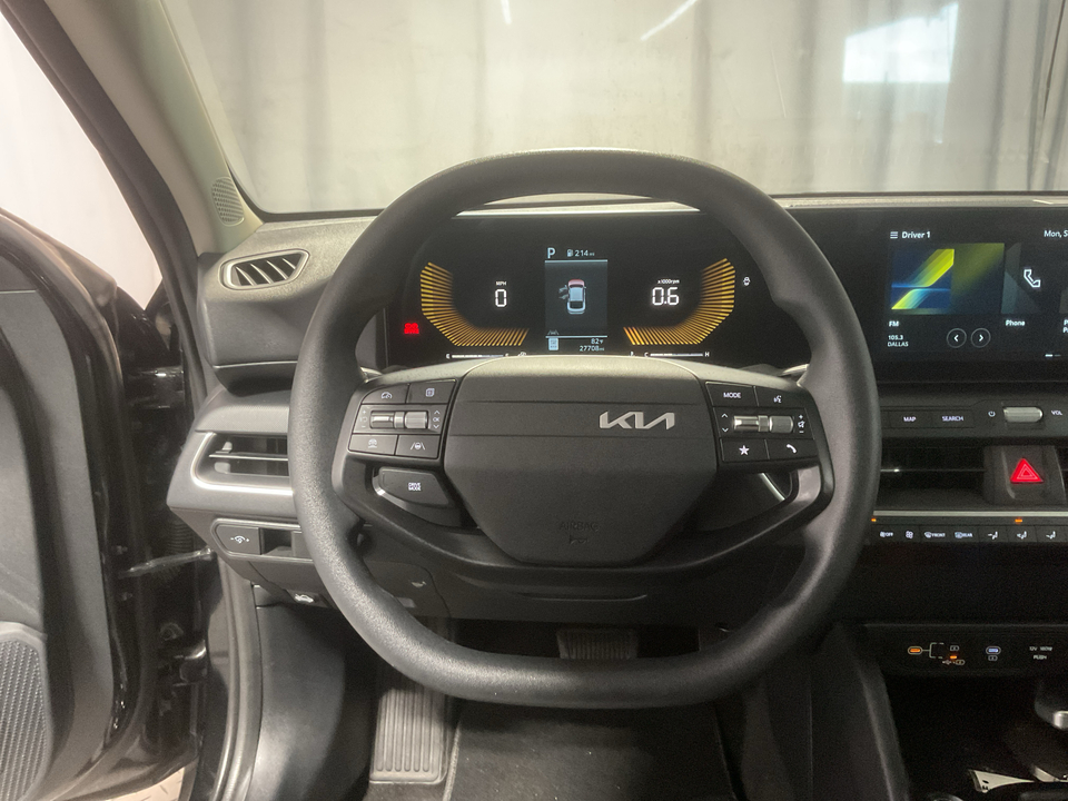 2025 Kia K4 LX