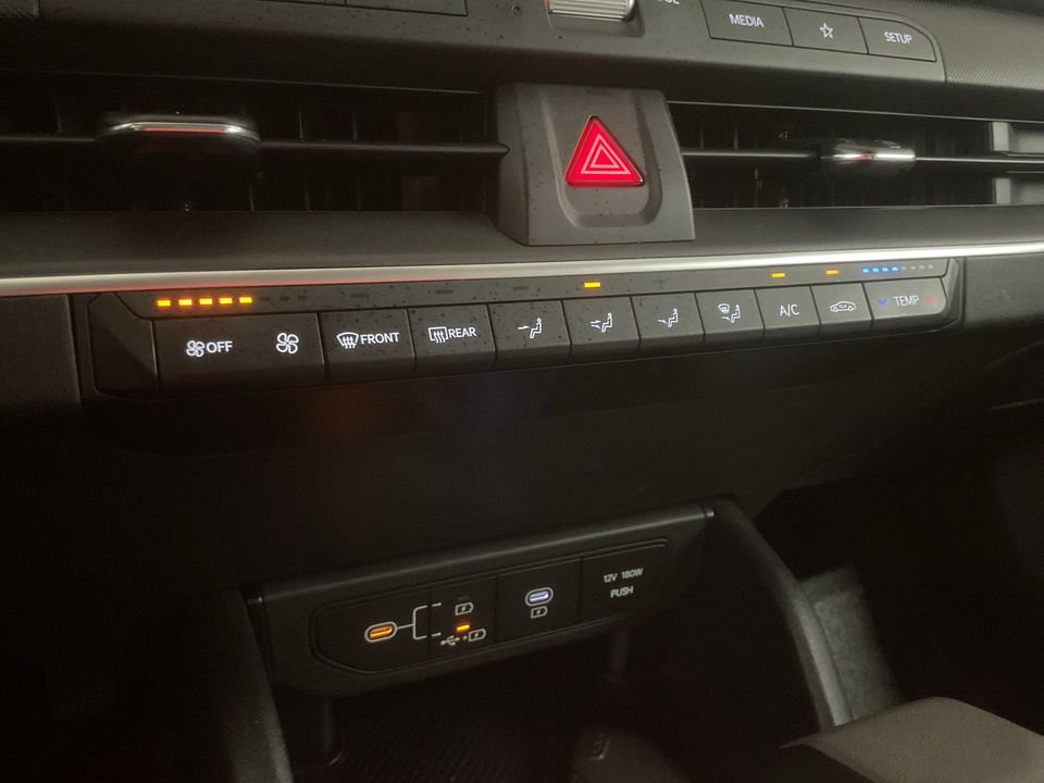 2025 Kia K4 LX