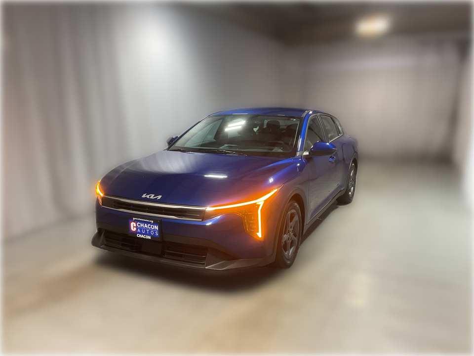 2025 Kia K4 LX