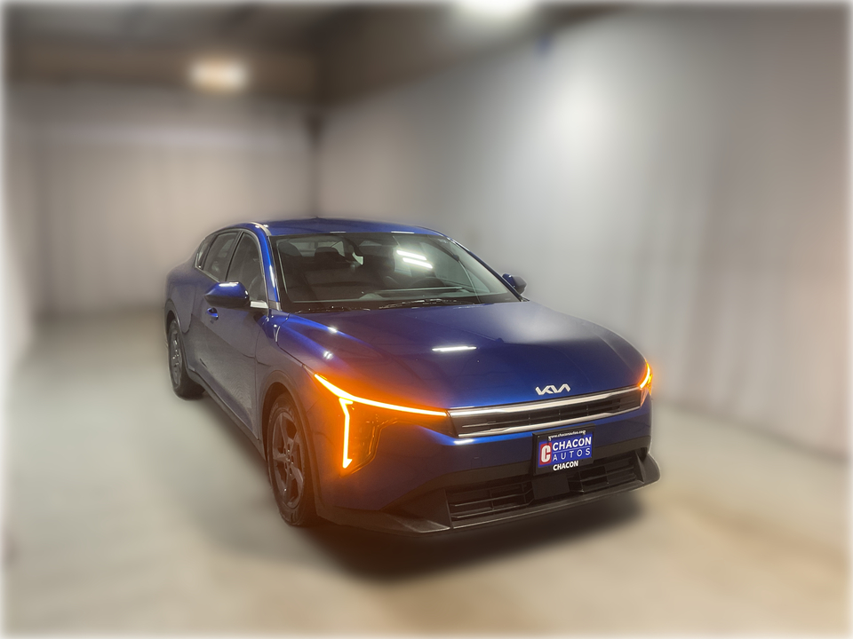 2025 Kia K4 LX