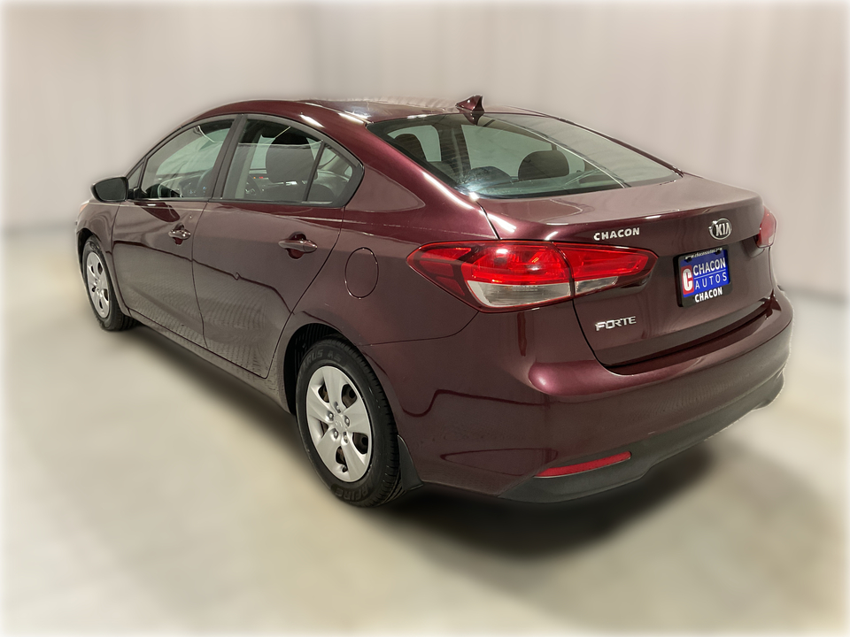 2017 Kia Forte LX 6A