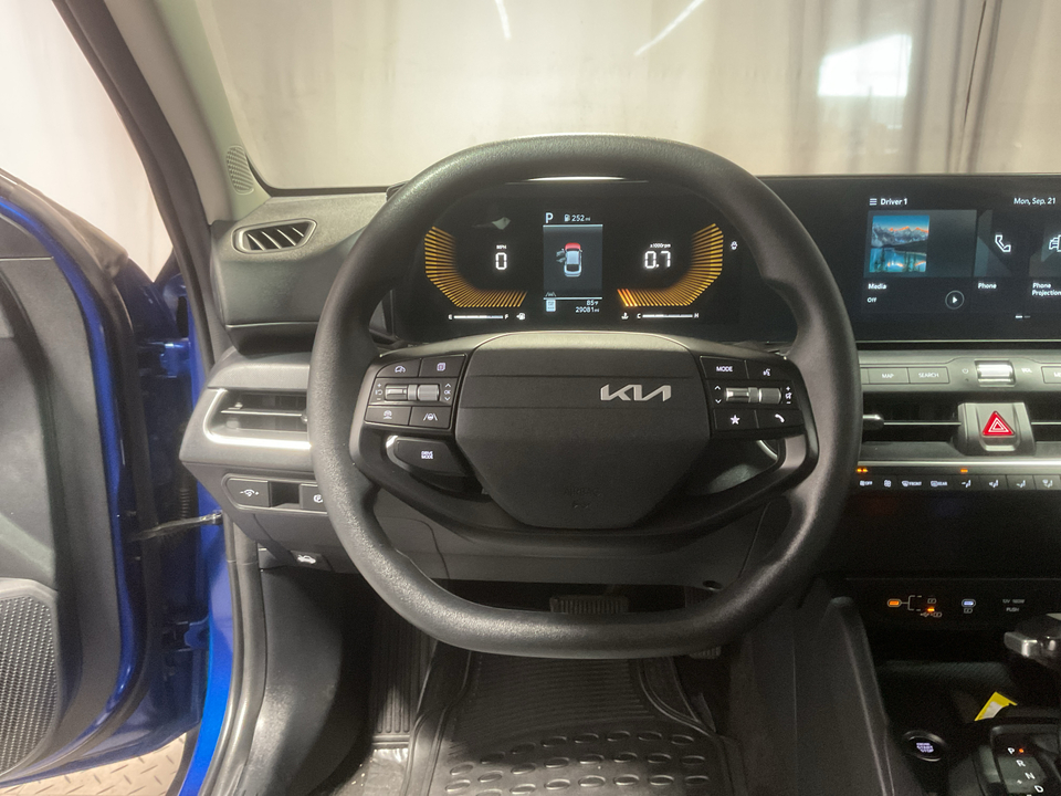 2025 Kia K4 LX