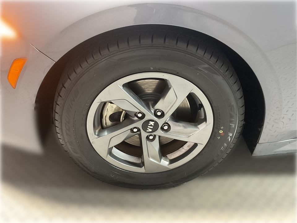 2021 Kia K5 LXS