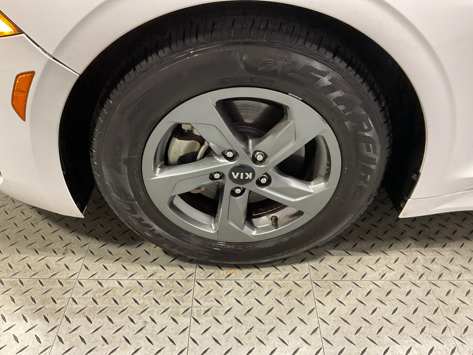 2021 Kia K5 LXS