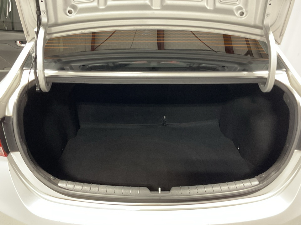 2019 Hyundai Accent SE 4-Door 6A