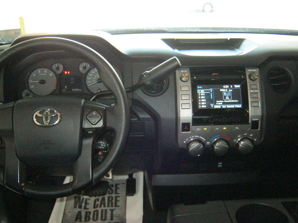2014 Toyota Tundra SR5 4.6L V8 Double Cab 2WD