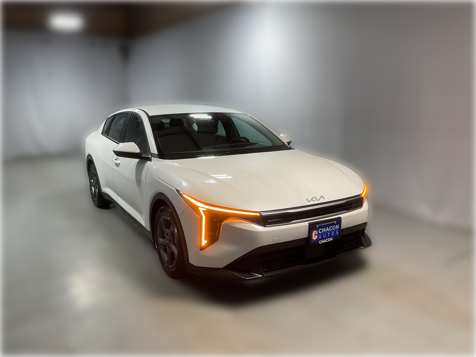 2025 Kia K4 LX