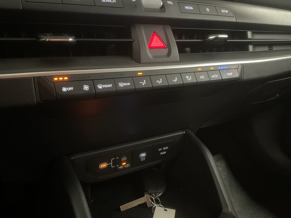 2025 Kia K4 LX