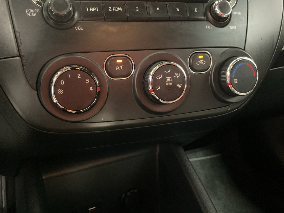 2017 Kia Forte LX 6A