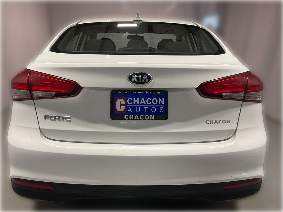 2017 Kia Forte LX 6A