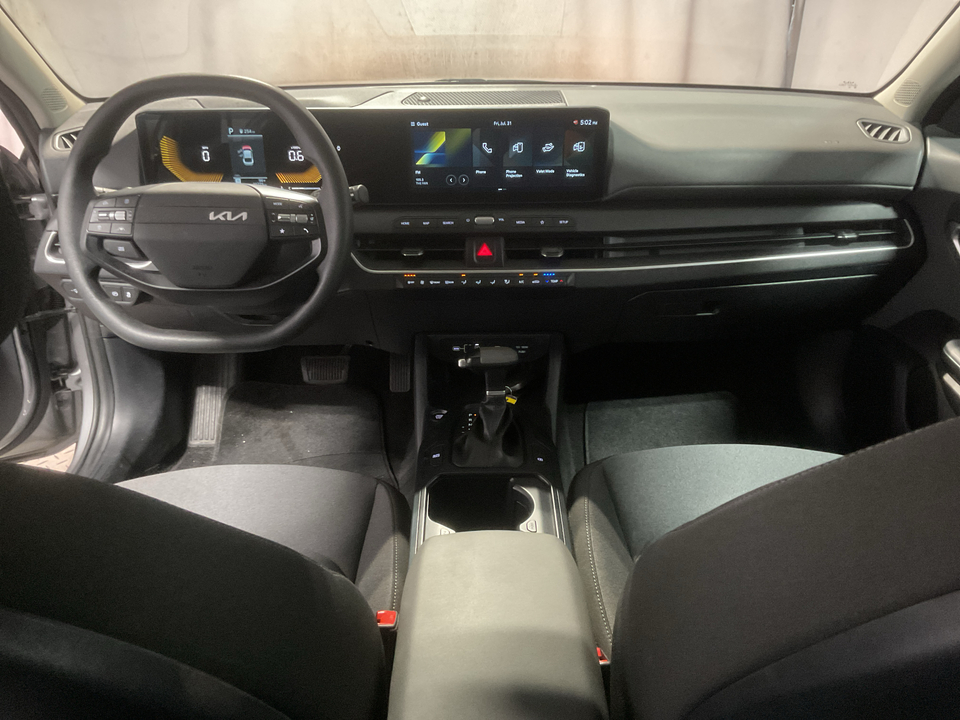 2025 Kia K4 LX