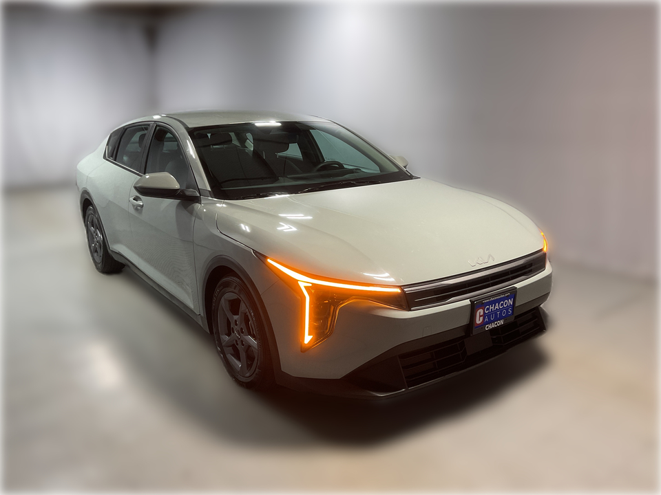2025 Kia K4 LX