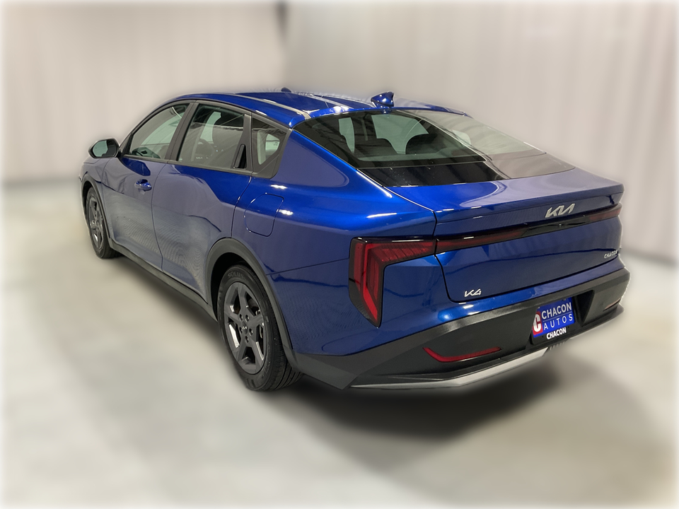2025 Kia K4 LXS
