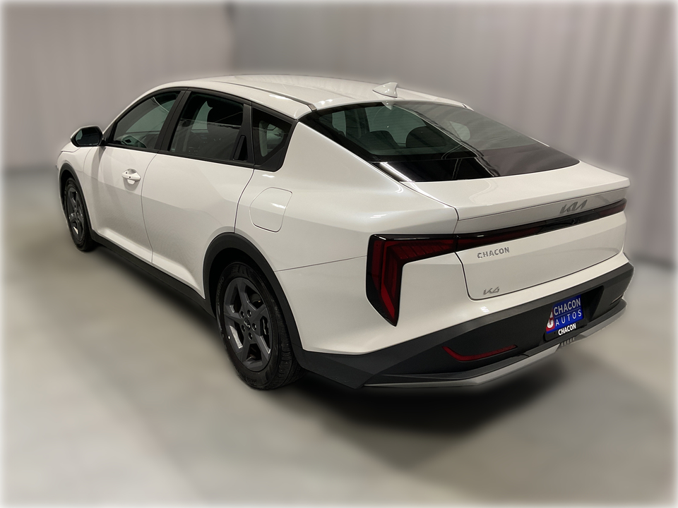 2025 Kia K4 LXS