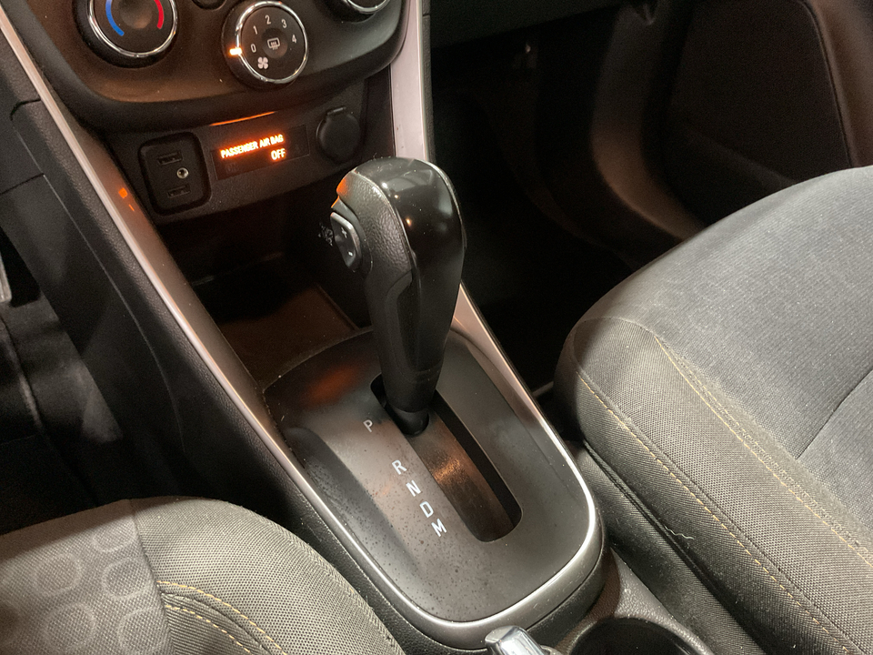 2020 Chevrolet Trax LS FWD