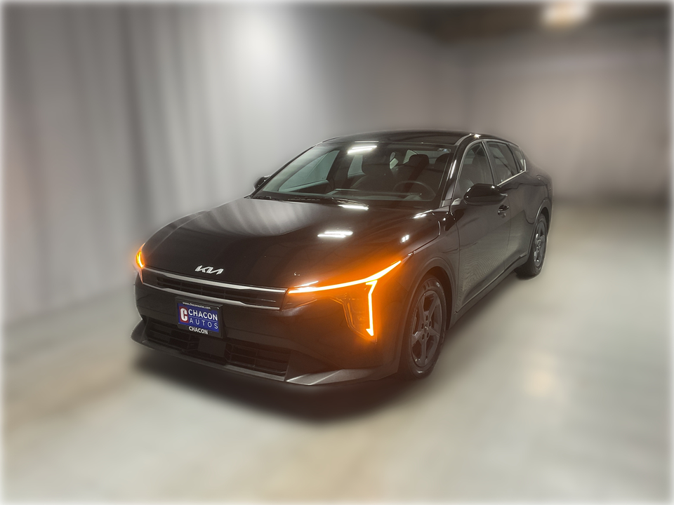 2025 Kia K4 LX