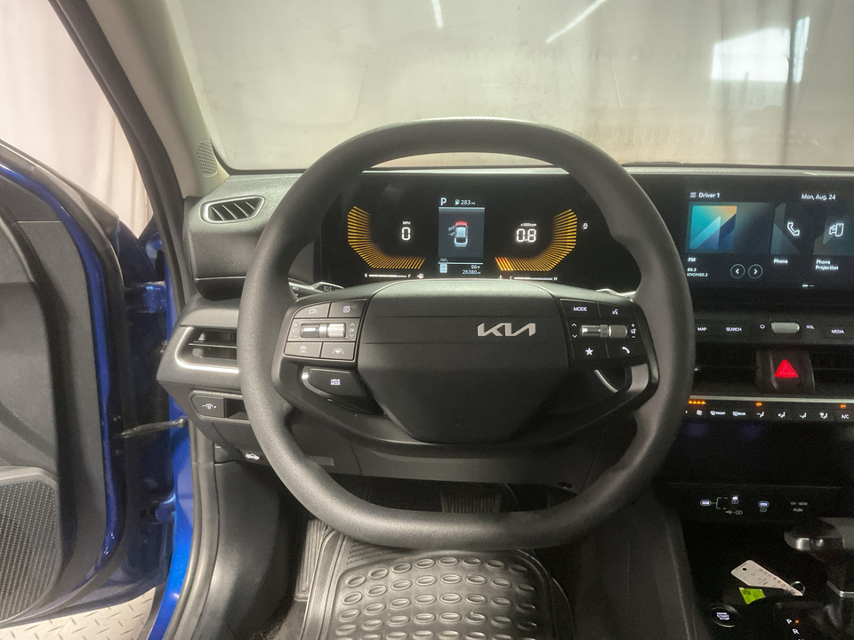 2025 Kia K4 LX