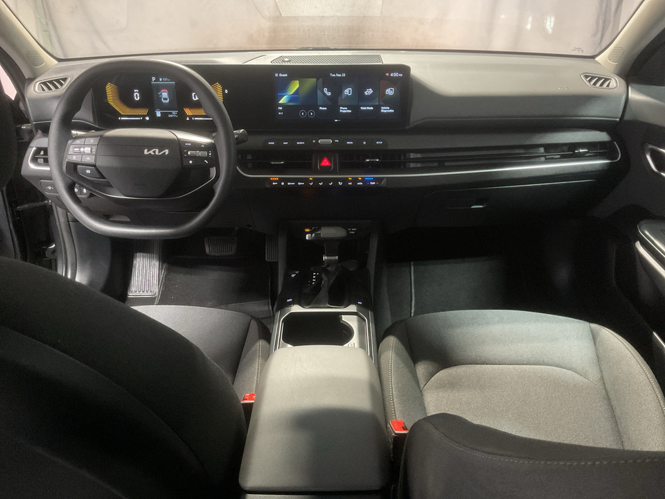 2025 Kia K4 LX