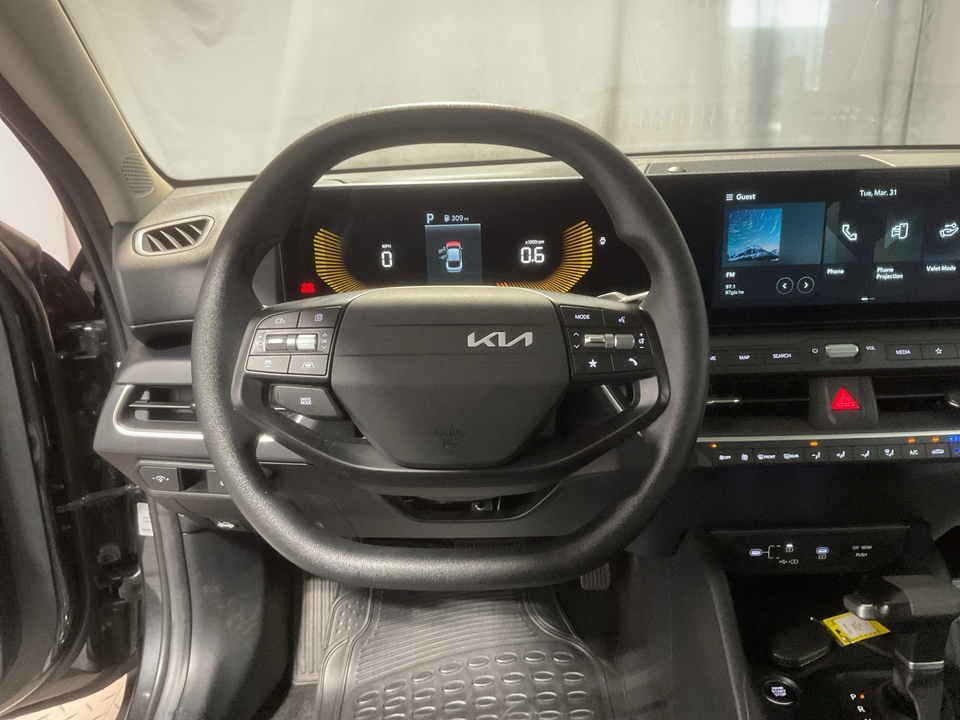2025 Kia K4 LX