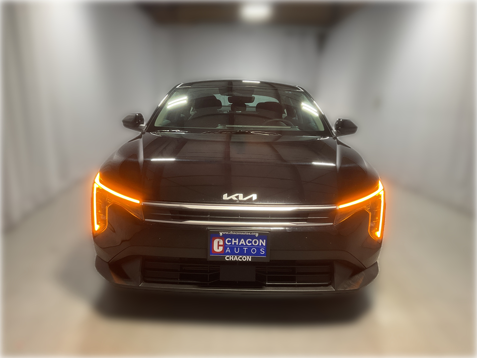 2025 Kia K4 LX