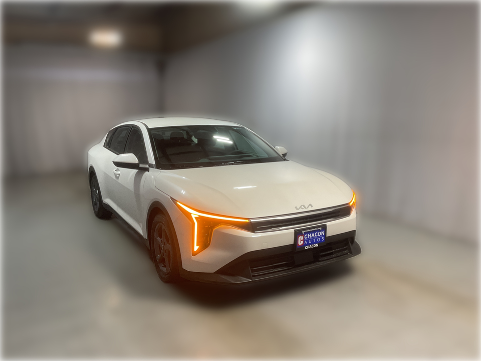 2025 Kia K4 LX